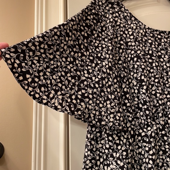 Peplum top - Picture 2 of 3